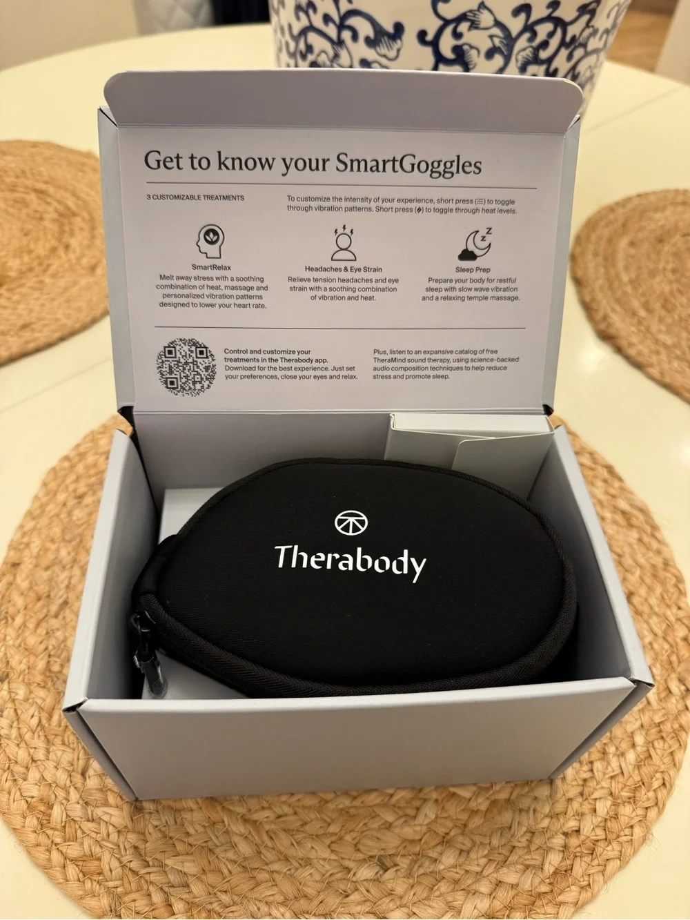 Therabody SmartGoggles Eye Massager - Black/Blue BRAND NEW